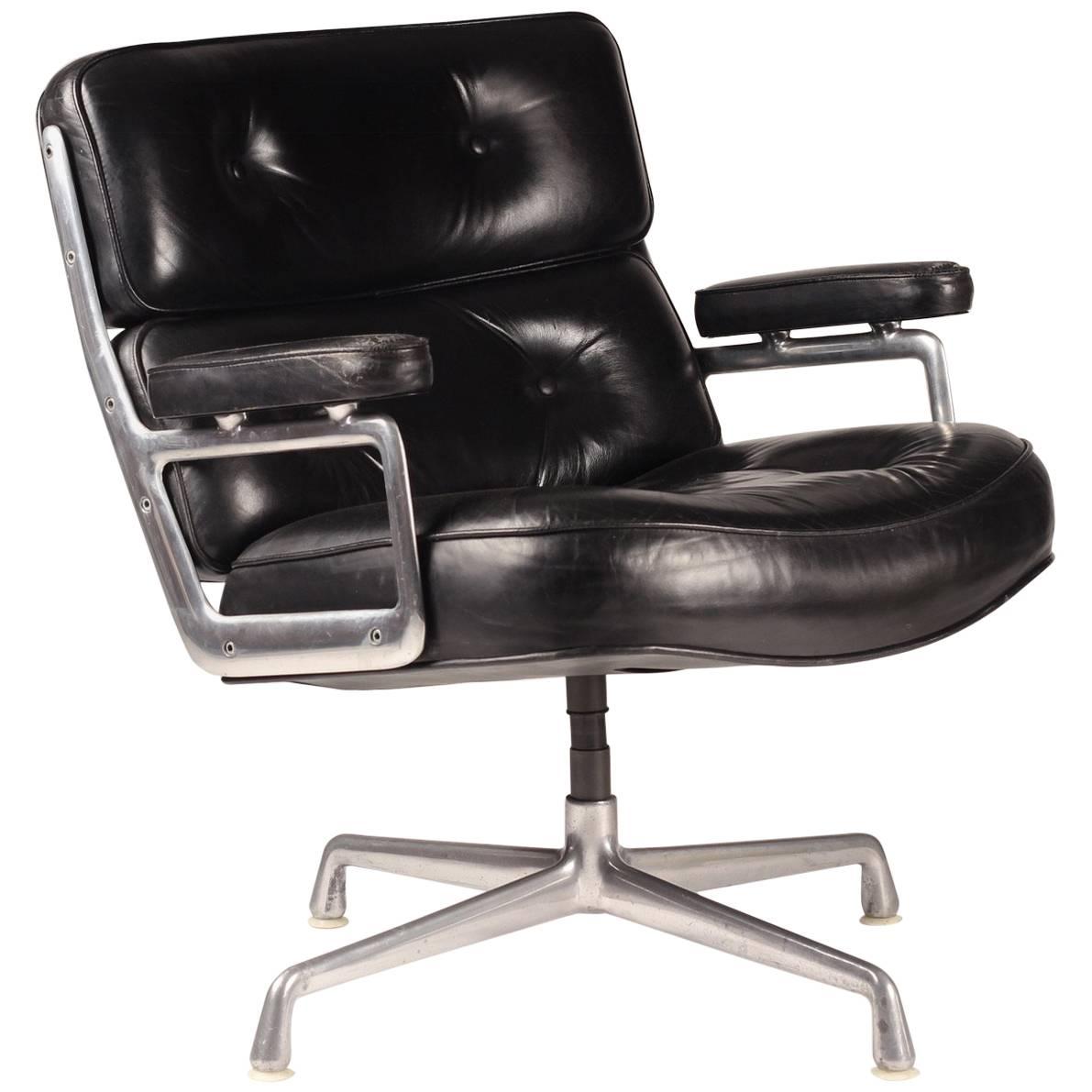 Eames Time Life Lobby Chair