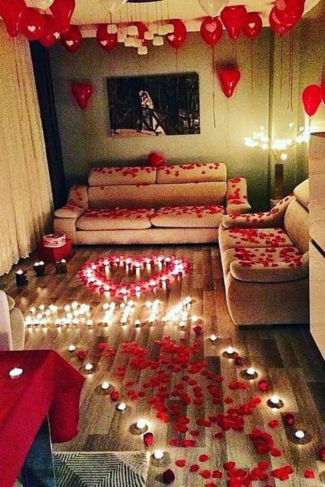 How to Decorate for Valentine\'s Day (Décor Ideas) - Furniture ...