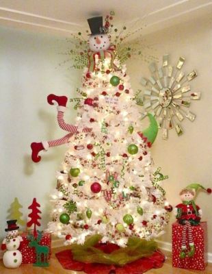 naughty elf tree