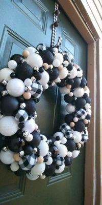 ornament wreath