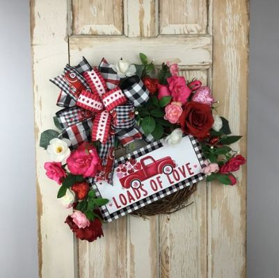 loads of love wreath