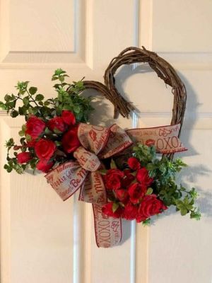 red flower wood wreath