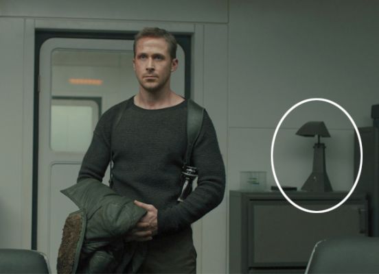 Officer K in Blade Runner 2049 standing in room with E63 Ruspa Lamp